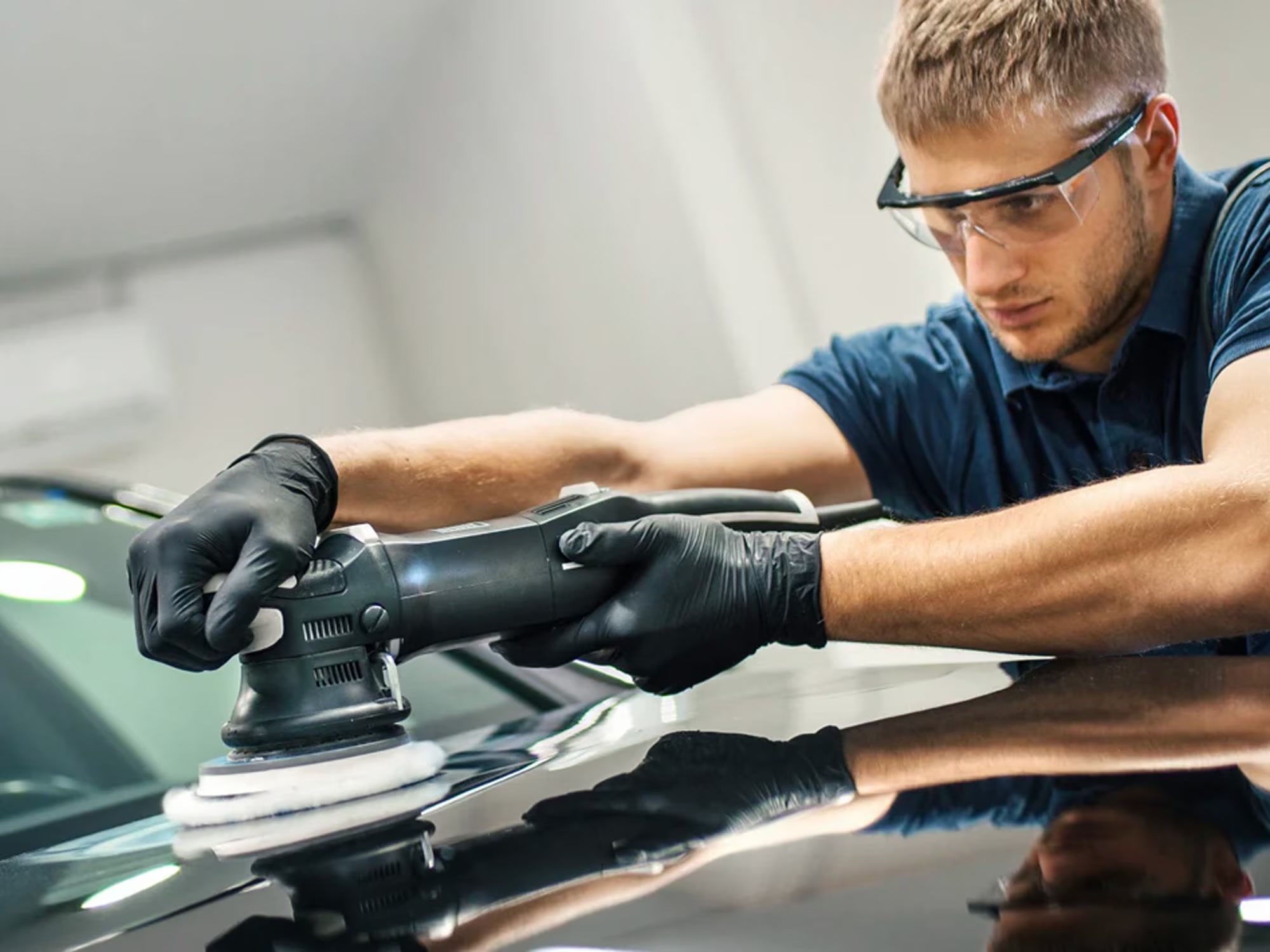 Seu Chevrolet sempre lindo com serviços de funilaria e pintura da nossa rede Absoluta Guarujá